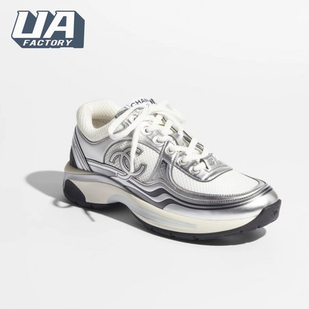 CHANEL SNEAKERS White & Silver - CC7