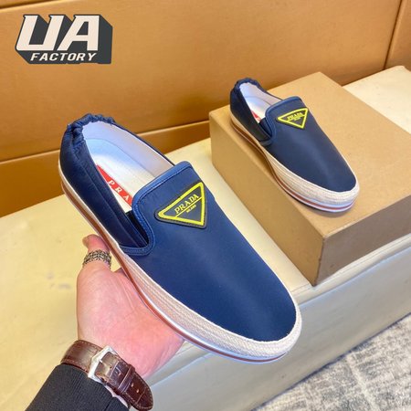 PRADA LOAFERS - PA009