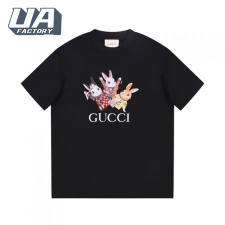 Gucci Rabbits Print Print Cotton T-Shirt Black