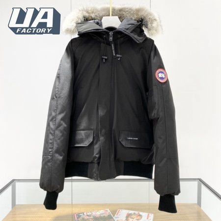 Canada Goose Bomber Down Jacket