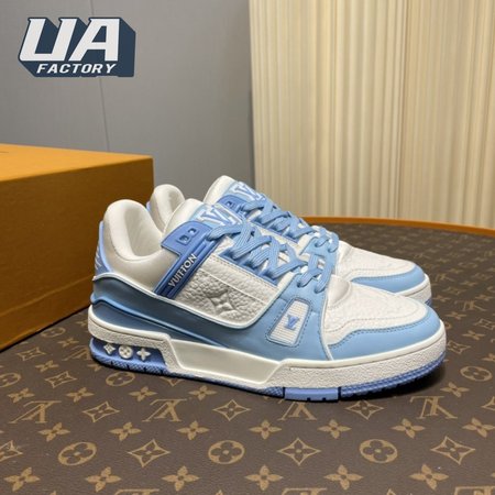 trainer low white blue