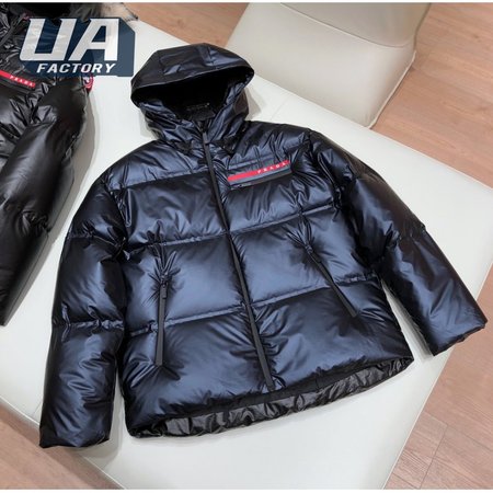 Prada 20SS Down Jacket MC330201