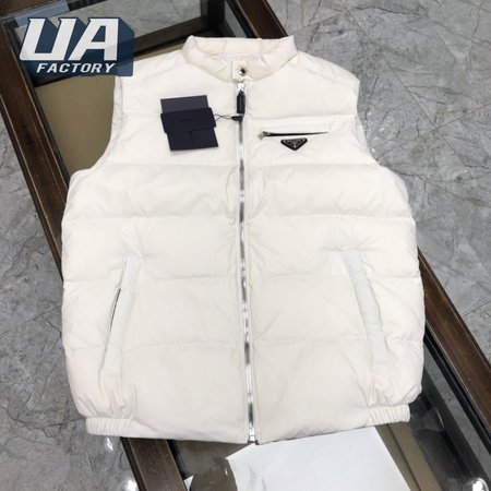 Prada Vest MC330141