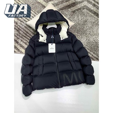 Moncler Down Jacket MC330035