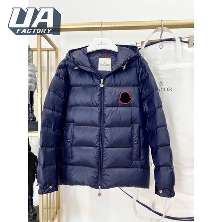 Moncler 2020 Down Jacket MC330043