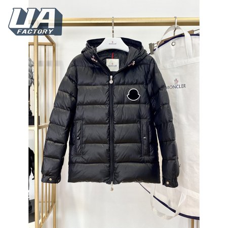 Moncler 2020 Down Jacket MC330044