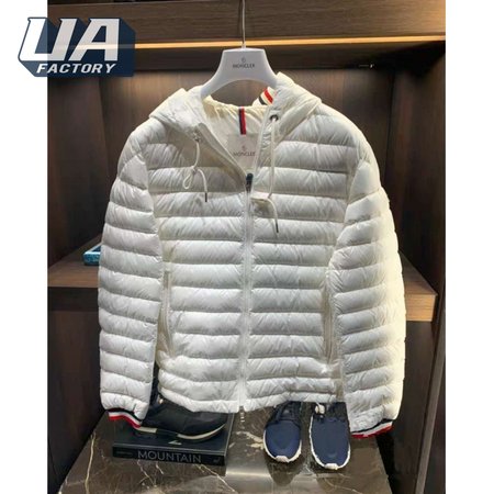 Moncler 2020 Down Jacket MC330055