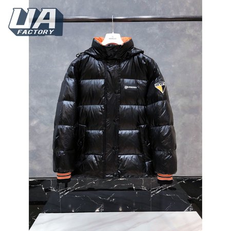 Burberry Down Jacket MC330177