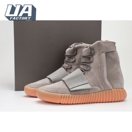 YEEZY Boost 750 Light Grey Glow SIZE: 40-50